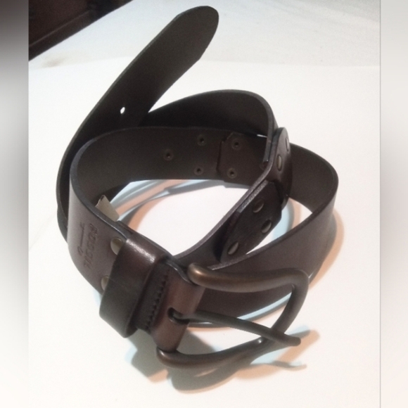 Fossil Brown Leather Belt  Riveted Sections Women's Sz L 1.5”Wide Embossed Logo - Picture 1 of 9